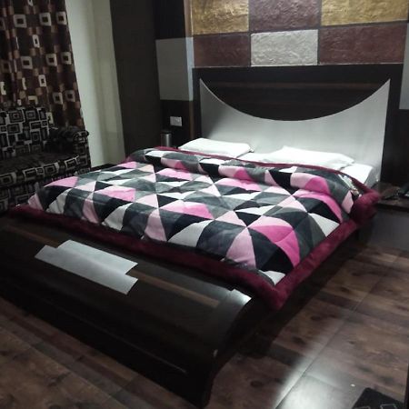 Hotel Shakuntala Катра Экстерьер фото