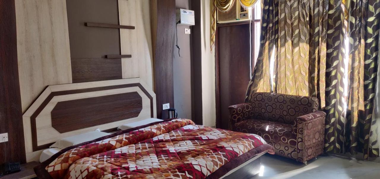 Hotel Shakuntala Катра Экстерьер фото