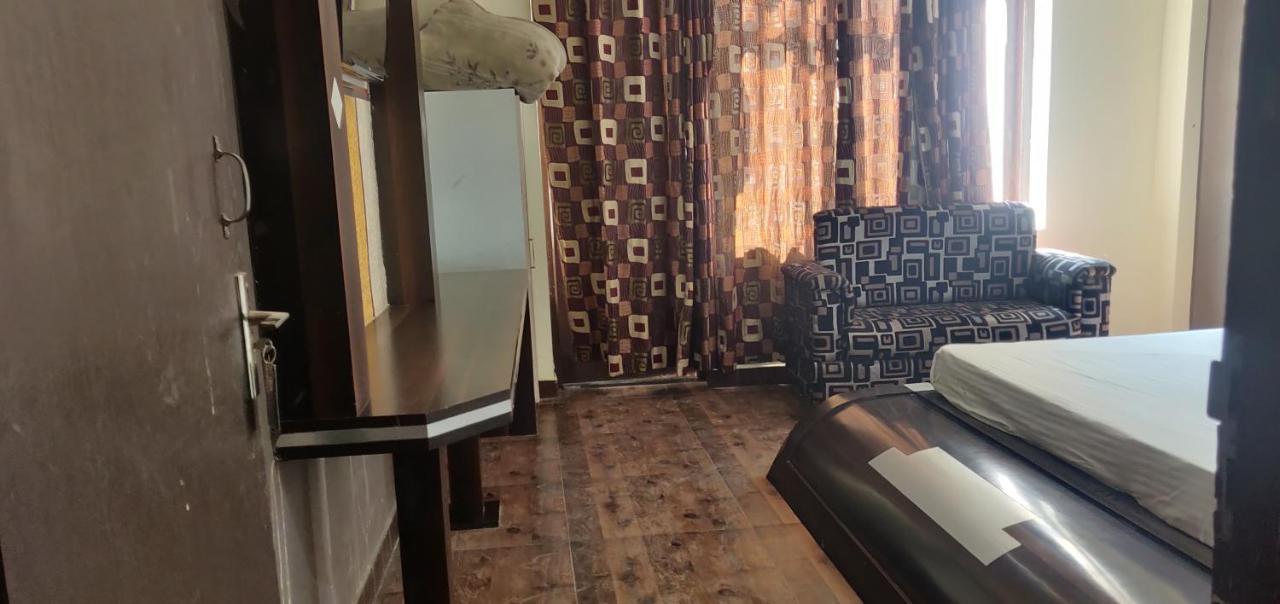 Hotel Shakuntala Катра Экстерьер фото
