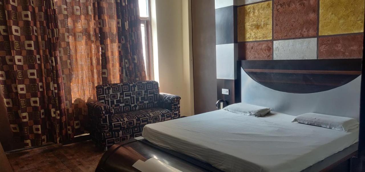 Hotel Shakuntala Катра Экстерьер фото