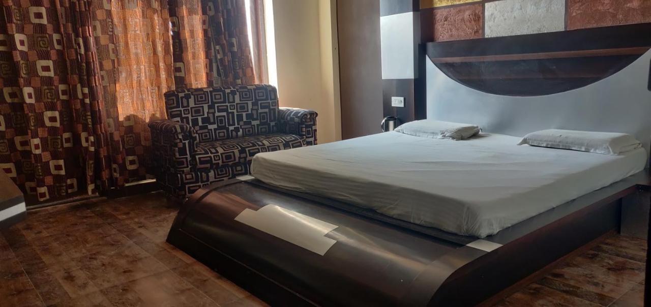 Hotel Shakuntala Катра Экстерьер фото